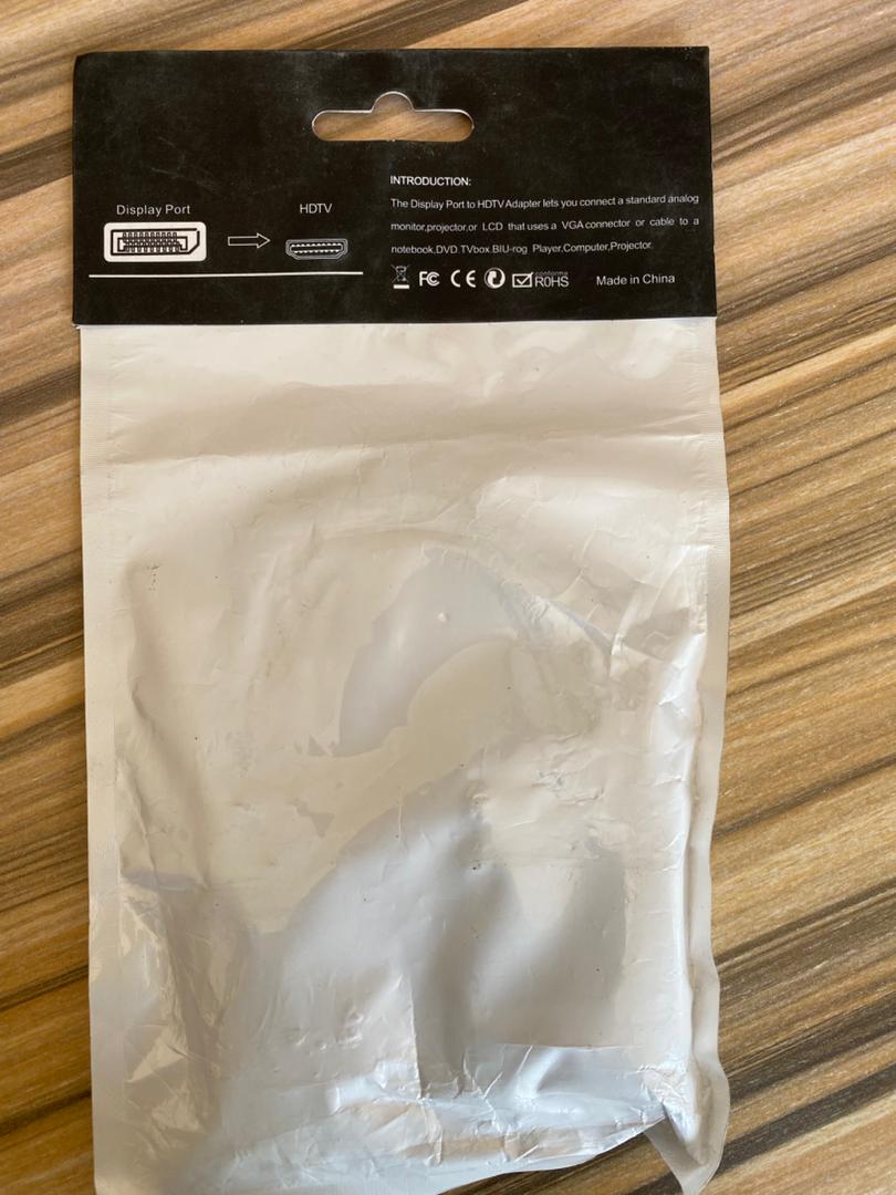 DisplayPort to HDMI adapter