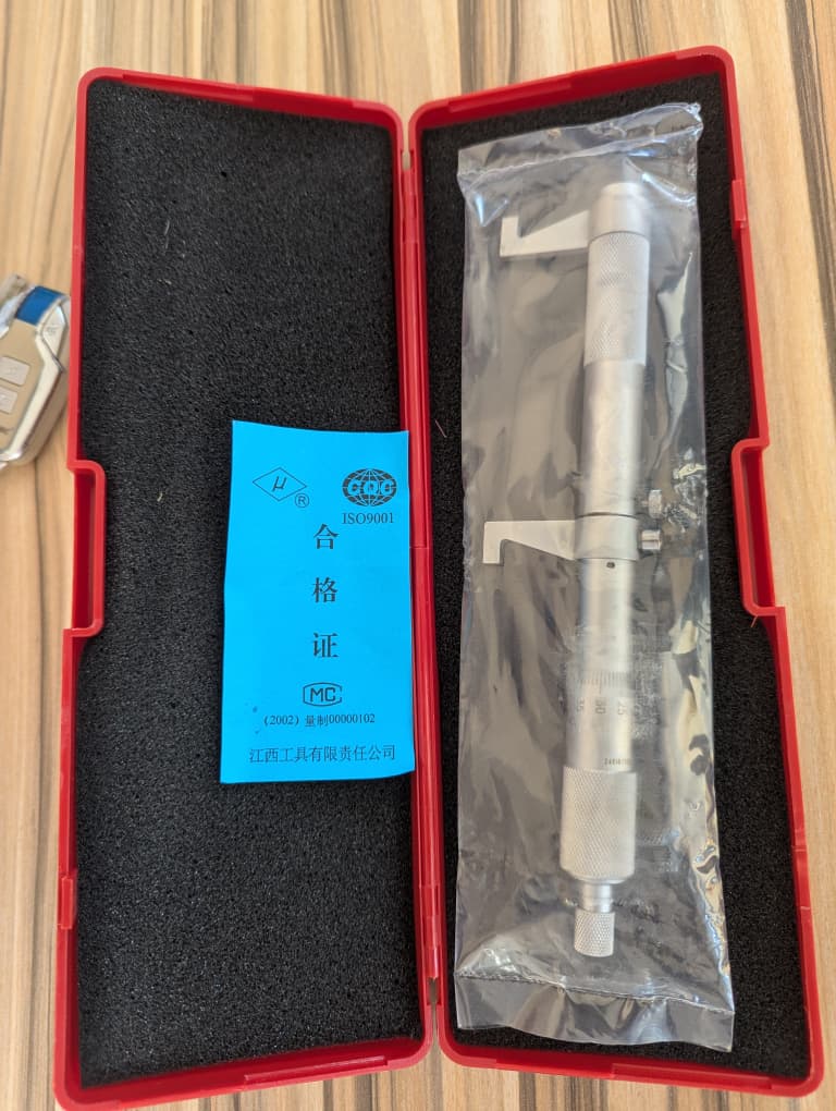 Micromètre intérieur à 3  touches réglable 100-125