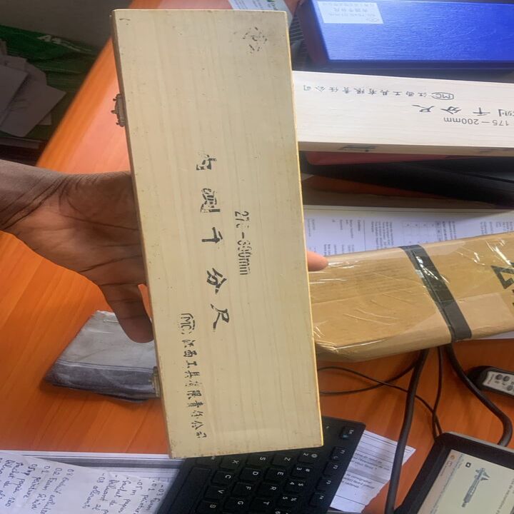 Micromètre intérieur à 3  touches réglable 250-300