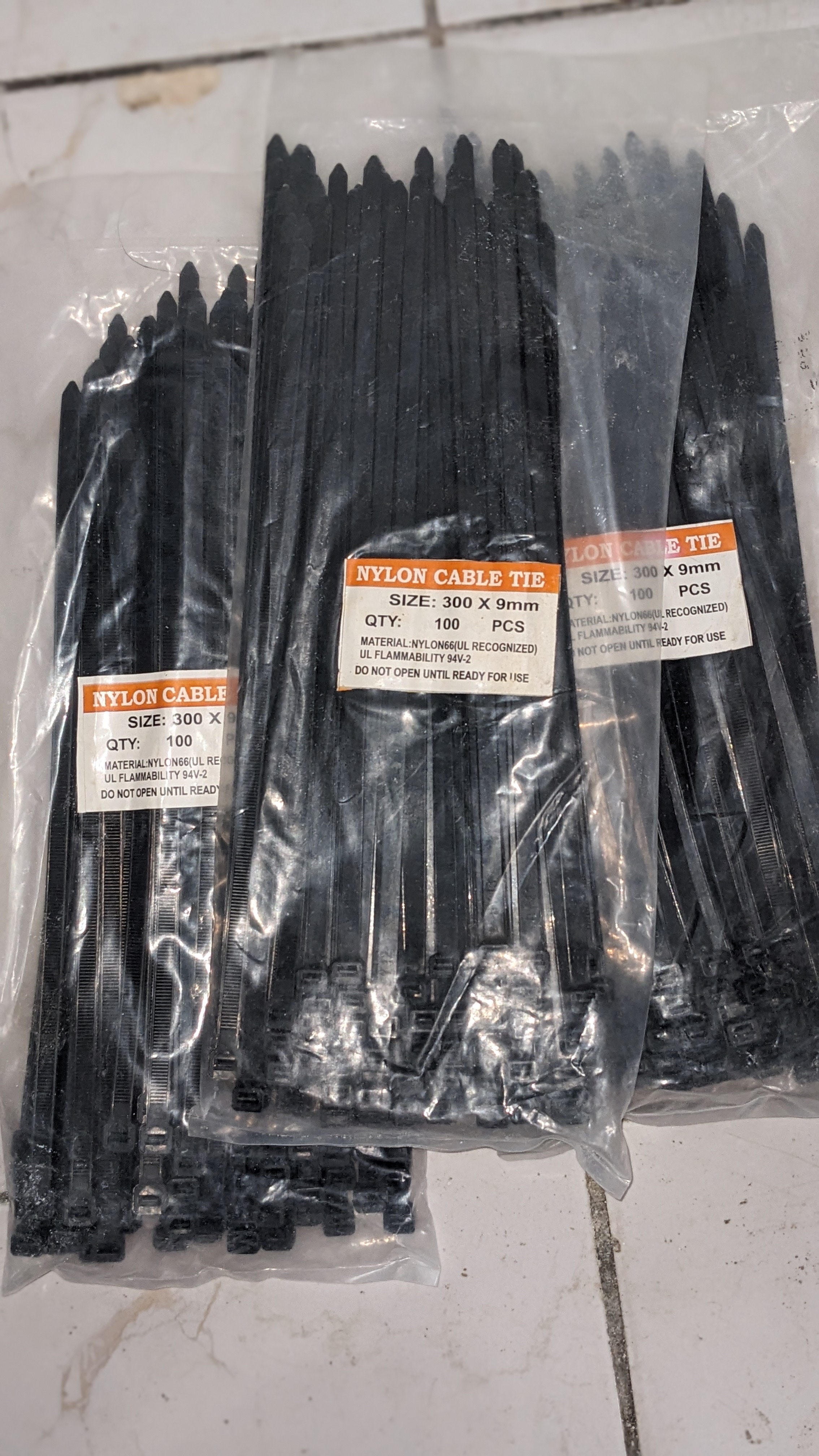 CABLE TIE (COLSON) 300 x 9mm NYLON CABLE TIE BLACK