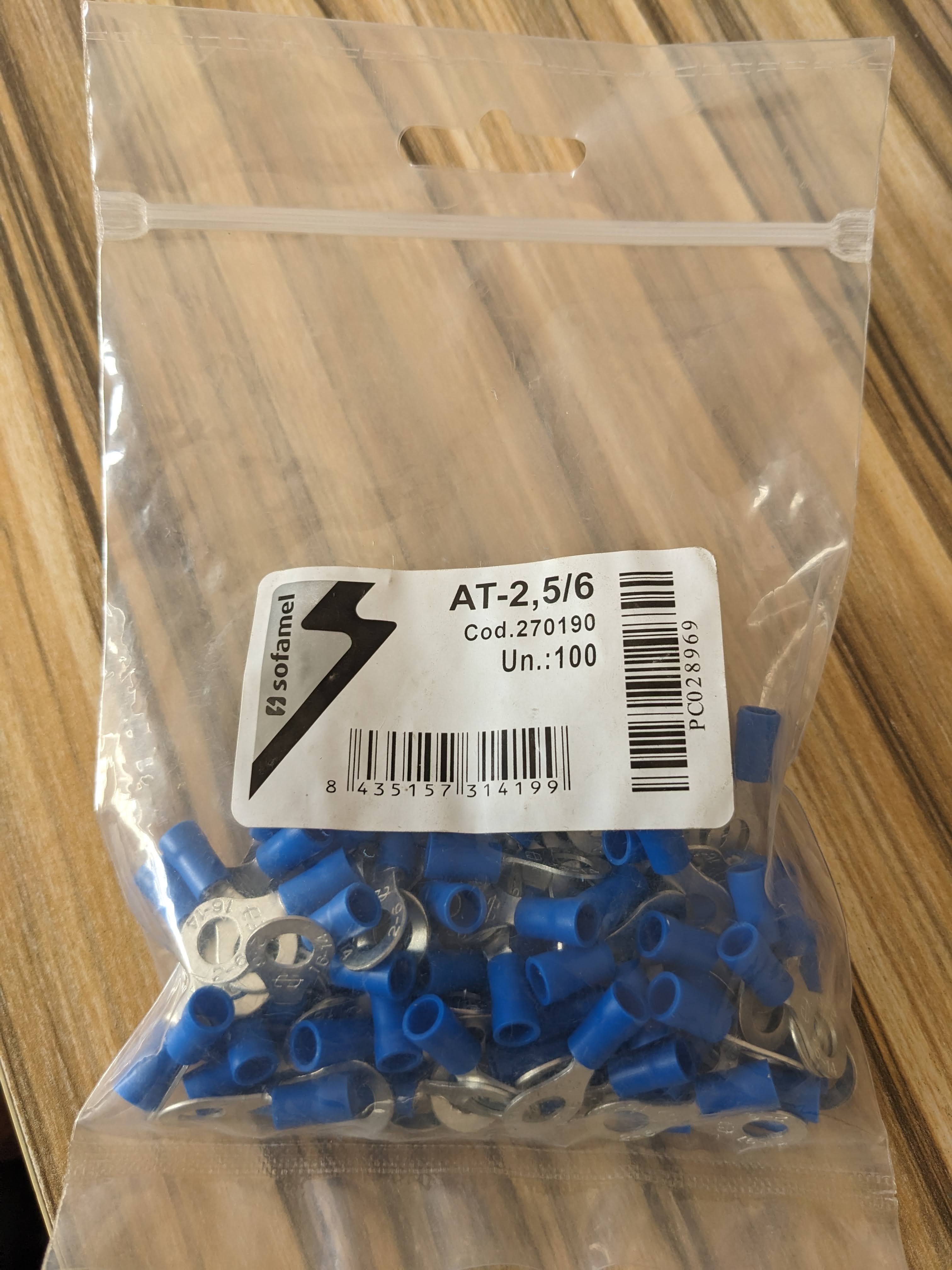 2.5 mm² crimp terminal with a 6 mm ring