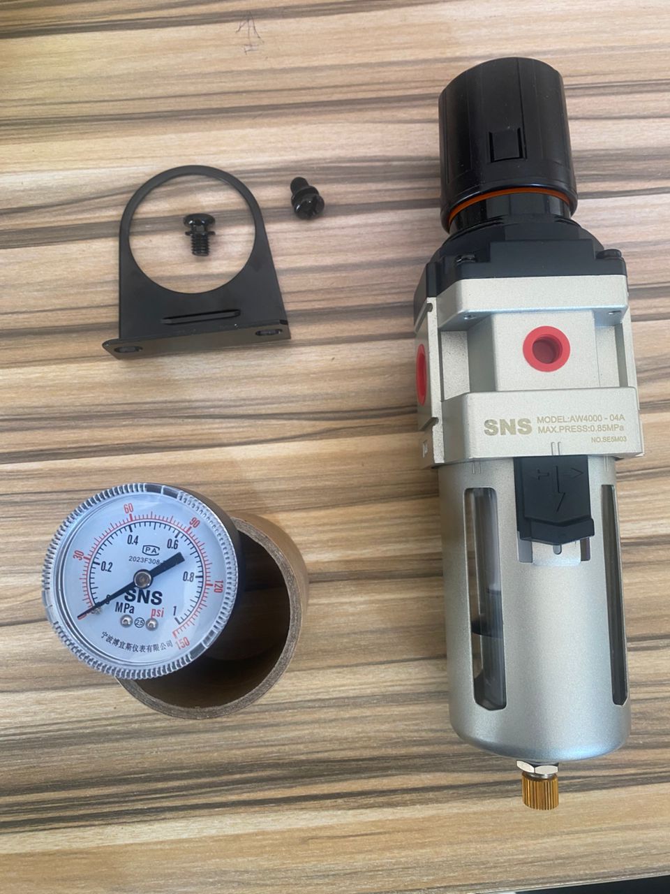 Régulateur de filtre à air comprimé SNS AW4000-D4A